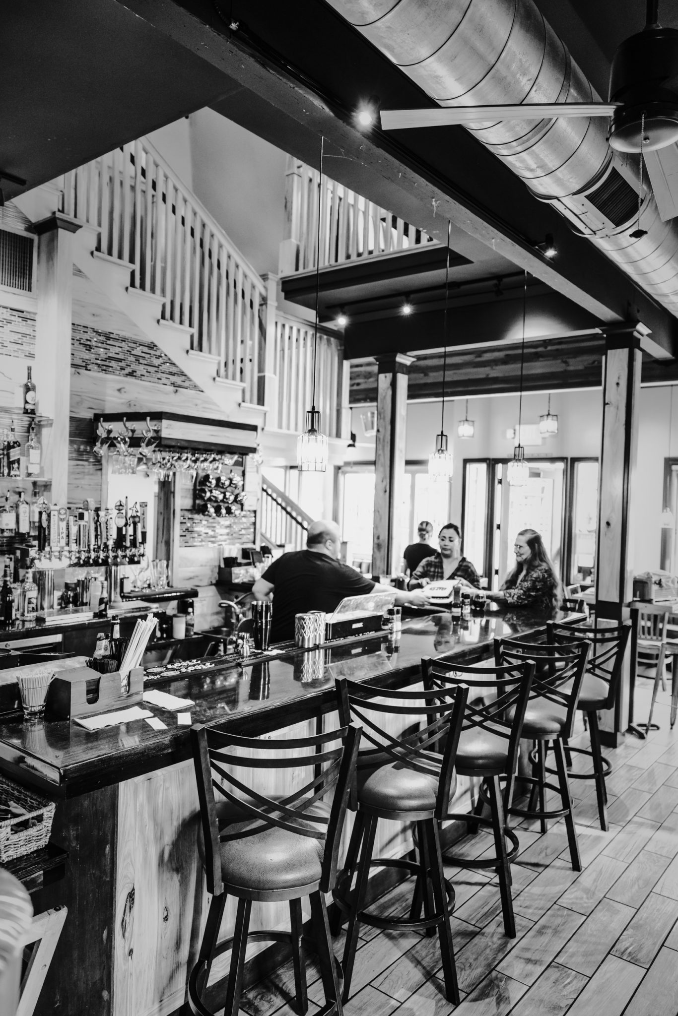 Elegant Plank Craft Kitchen Bar Pictures